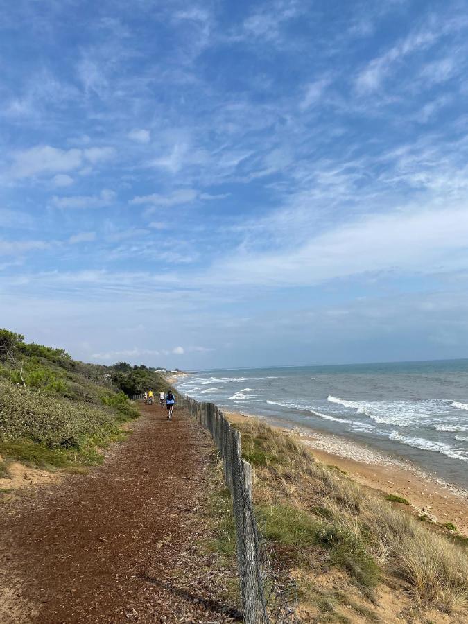 Villa Paulownia - A 1,2Km Des Plages - Tout Confort Au Coeur Du Bourg Jard-sur-Mer Bagian luar foto
