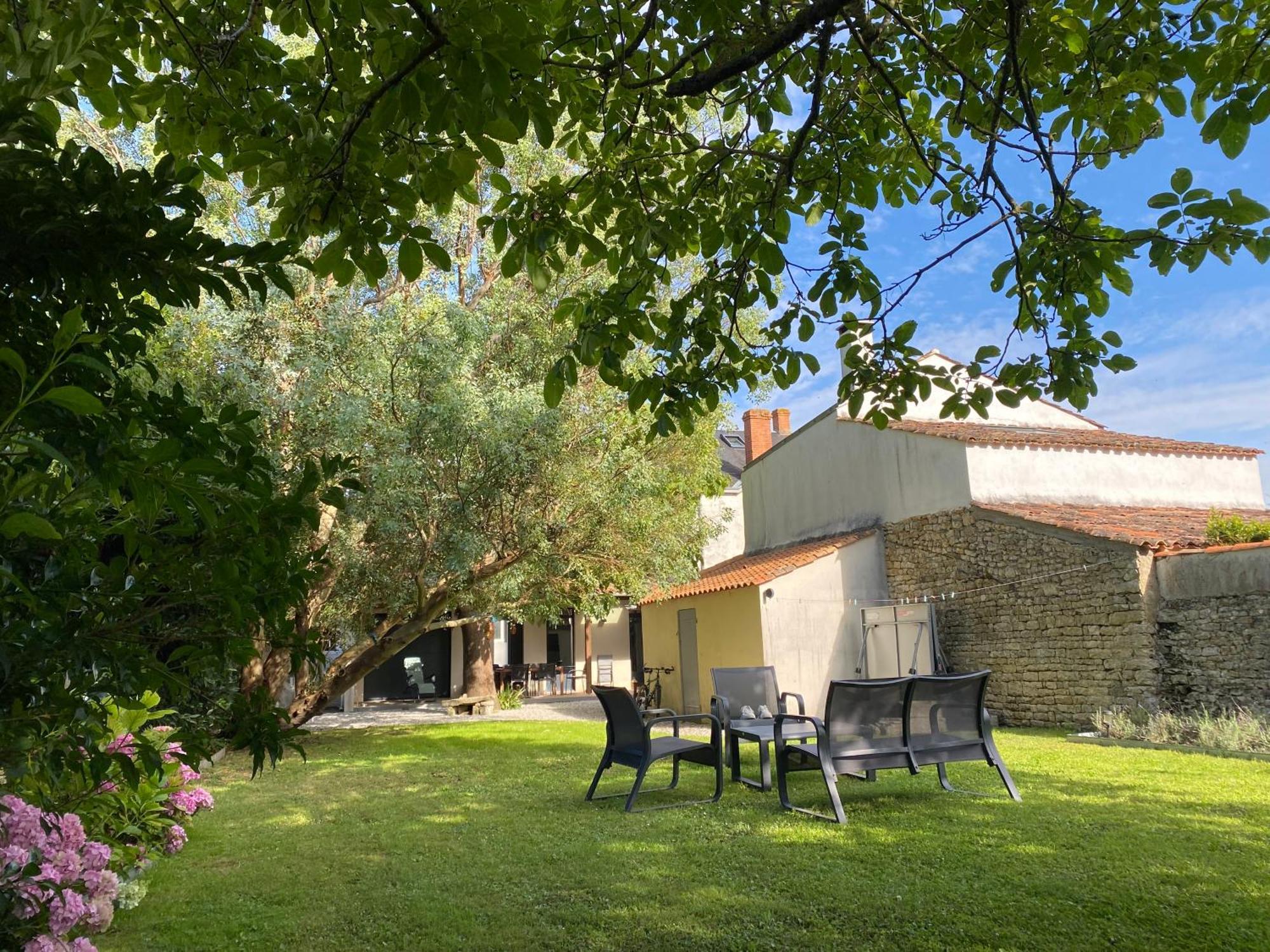 Villa Paulownia - A 1,2Km Des Plages - Tout Confort Au Coeur Du Bourg Jard-sur-Mer Bagian luar foto